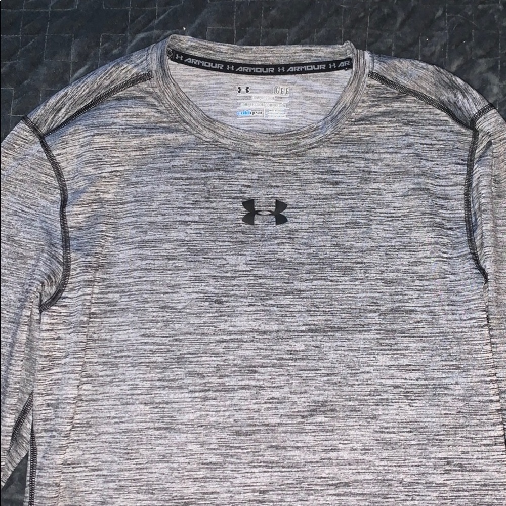 Men’s cold gear compression underarmour top